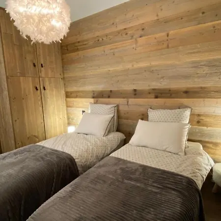 A Place 2 Be, Centre Апартаменты *